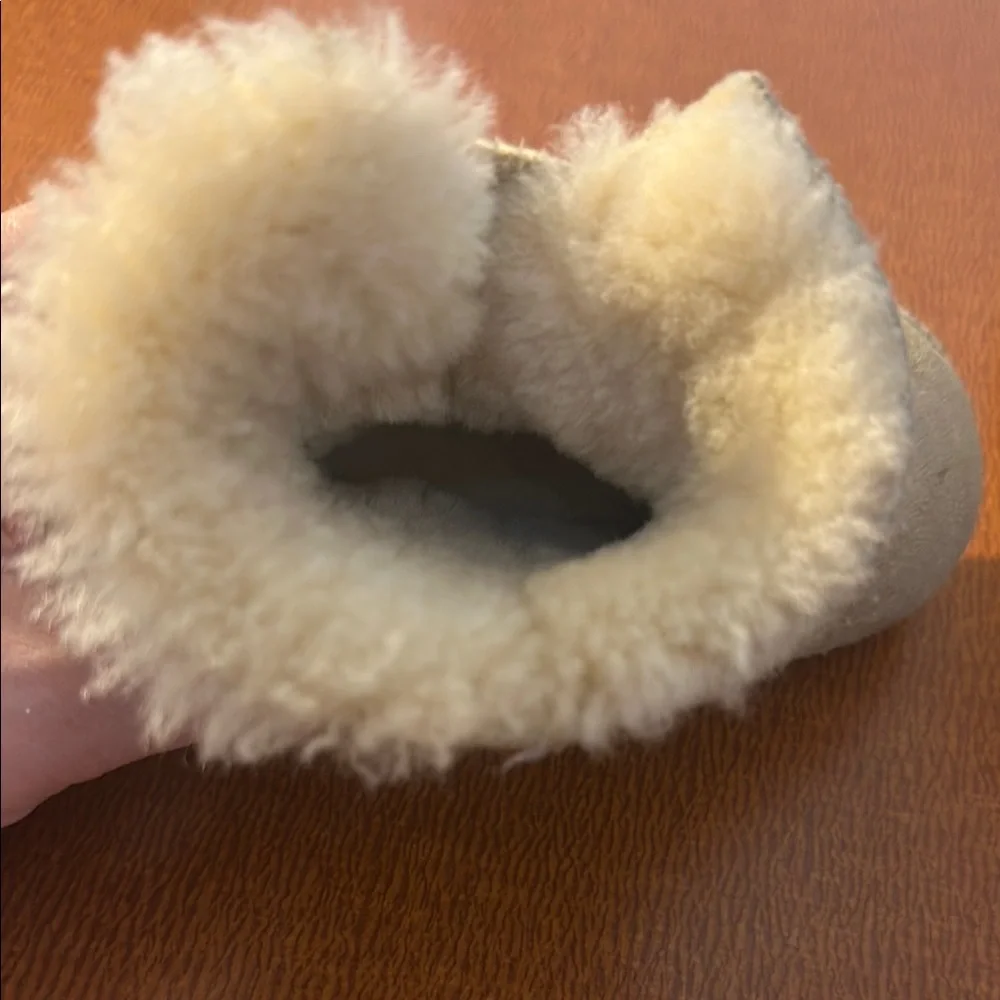 Acorn Cozy Tan Suede‎ Baby Booties